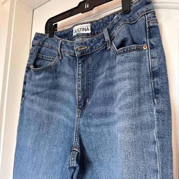 Dynamite Justina Medium Wash Mom Jeans size 14 - Picture 4 of 7